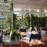 Unahotels Imperial Sport 페자로