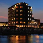 호텔 Unahotels Imperial Sport 4*