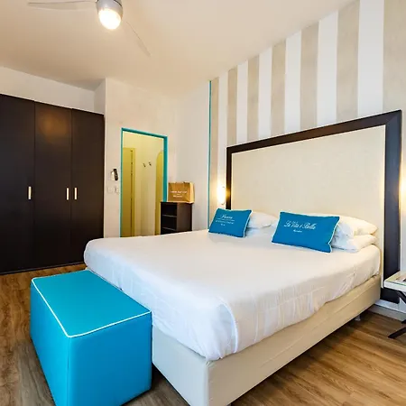 호텔 Unahotels Imperial Sport 4*