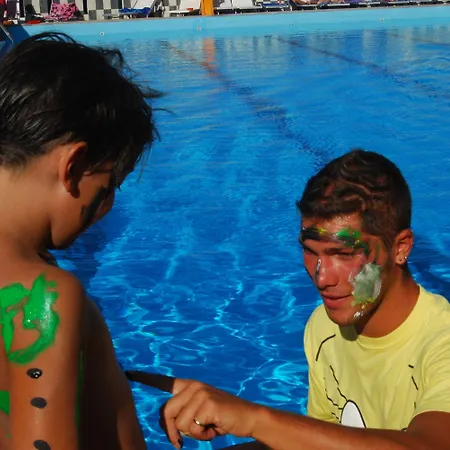 호텔 Unahotels Imperial Sport 4*